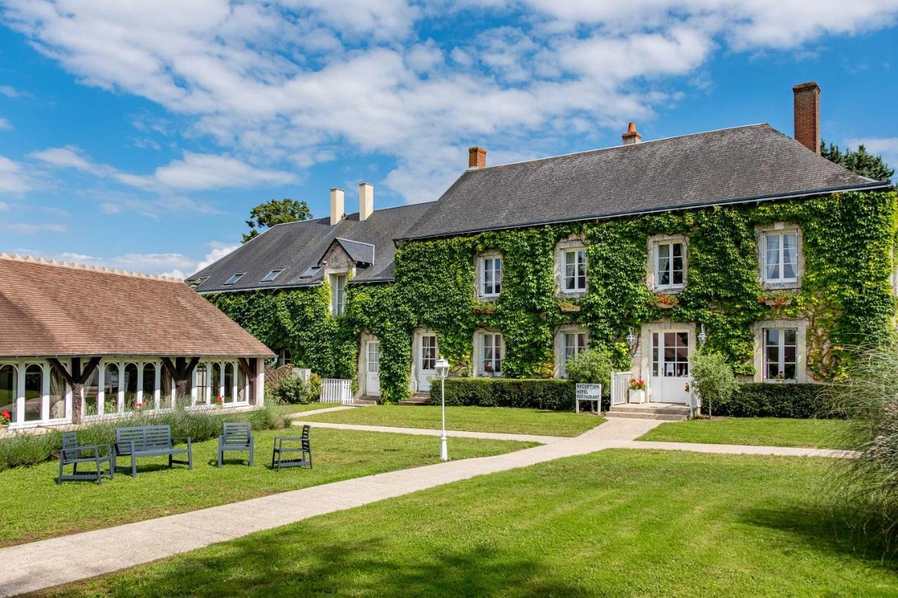 Hotel Logis Le Fleuray Cangey Exterior foto